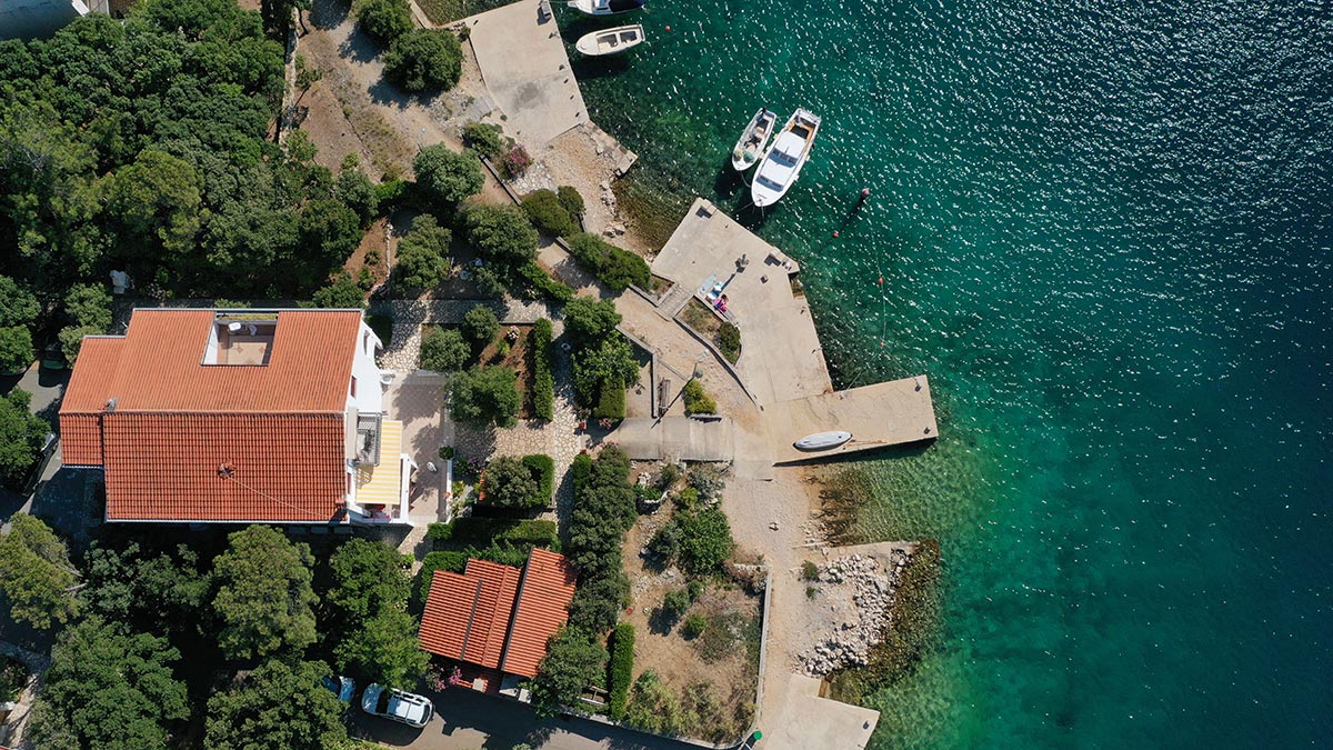 Bird view of Šimuni 66 house